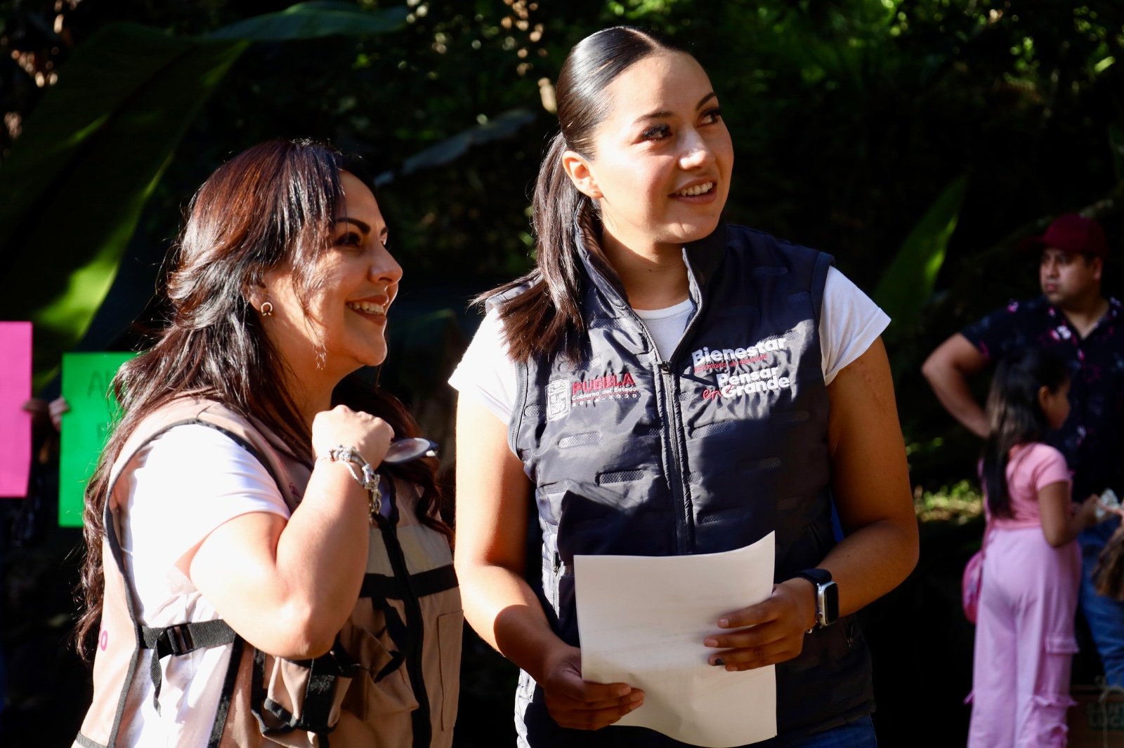 Faenas comunitarias impulsan el bienestar del barrio de Taxcala: Karla Martínez