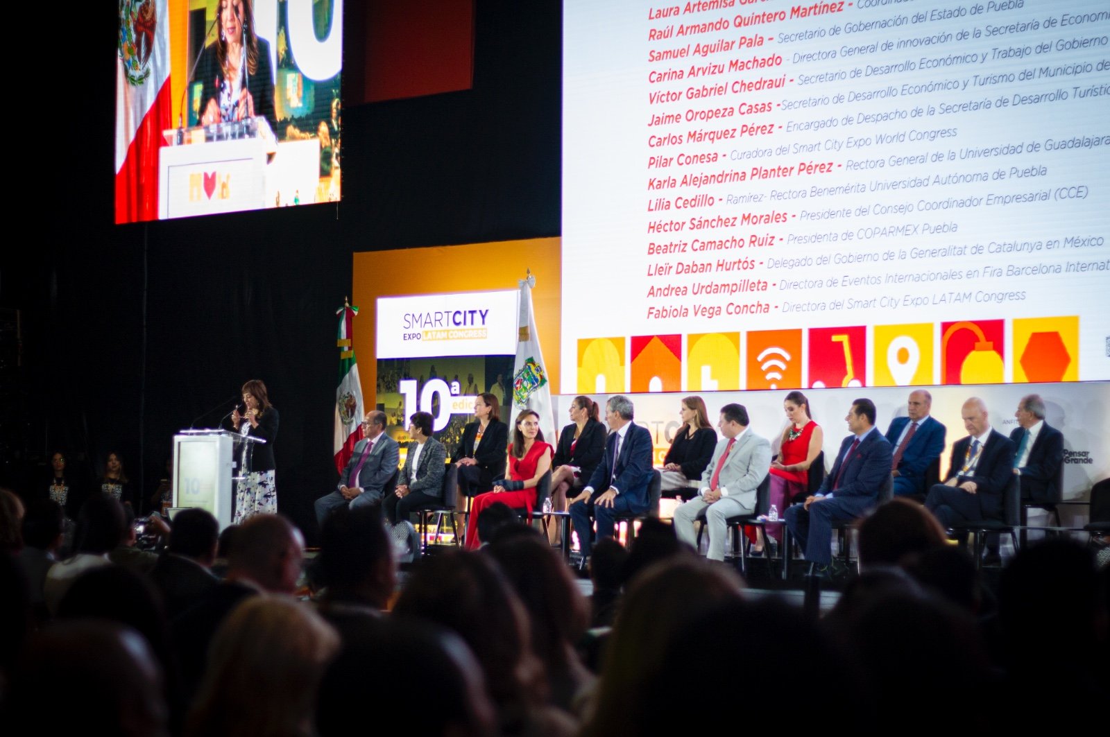Presidenta Municipal de Teziutlán, Karla Martínez, Participa en Smart City Expo LATAM