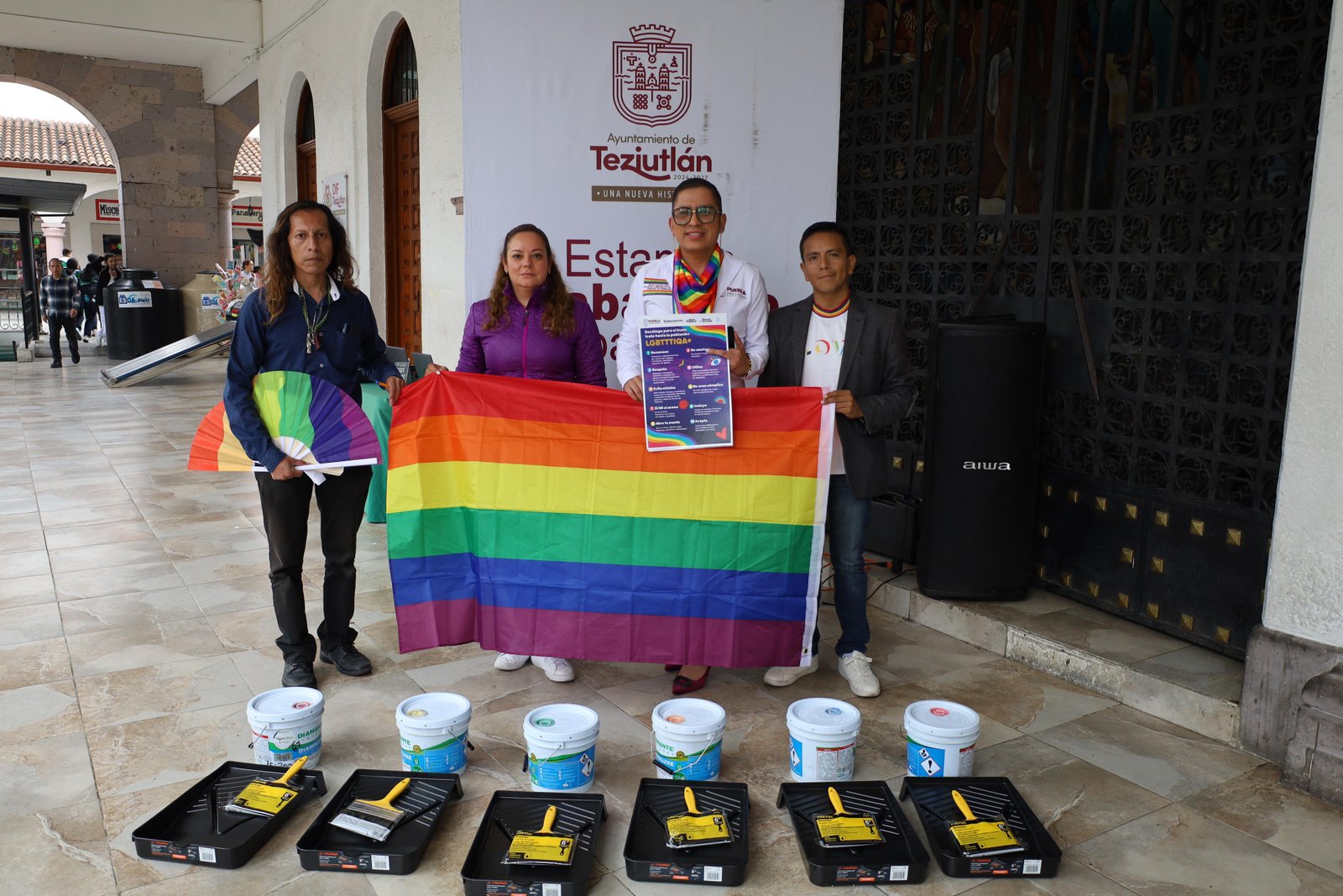 Teziutlán pinta el paso hacia la igualdad con la creación del Paso Peatonal Arcoíris
